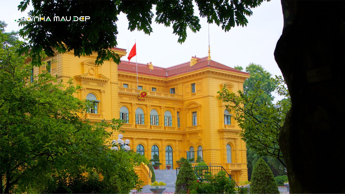 Phủ chủ tịch theo kiến trúc Đông Dương tại Hà Nội