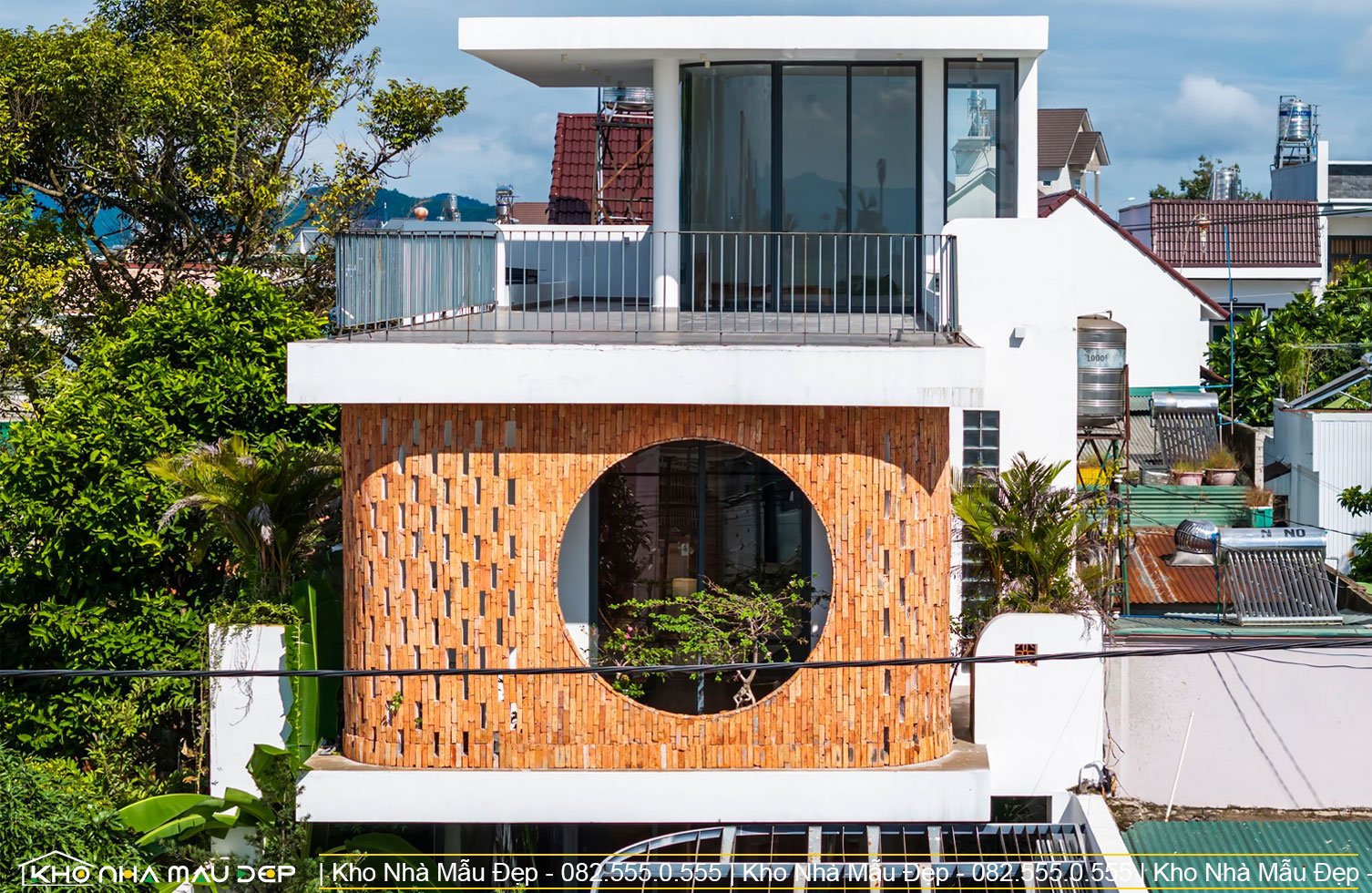 mau nha 2 tang 1 tum 1