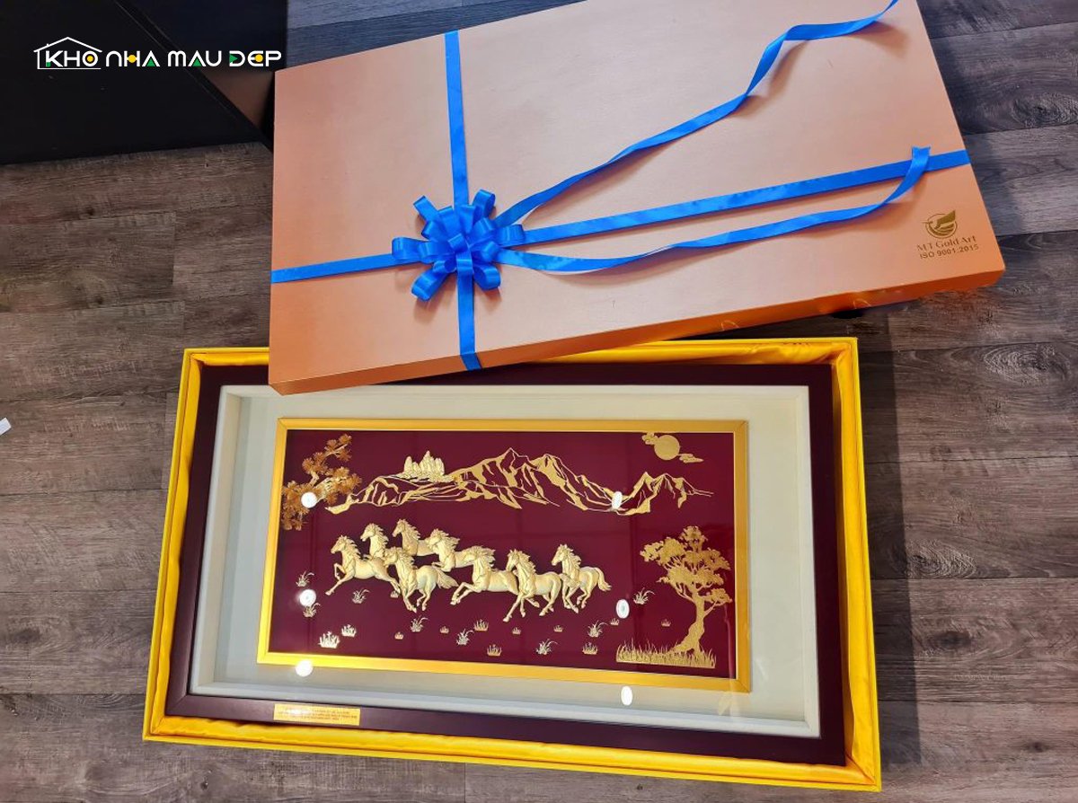 Bức tranh mã đáo thành công mừng Tân Gia